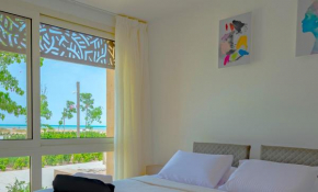 Mangroovy Seaview 3BR Beach and Pool Free access